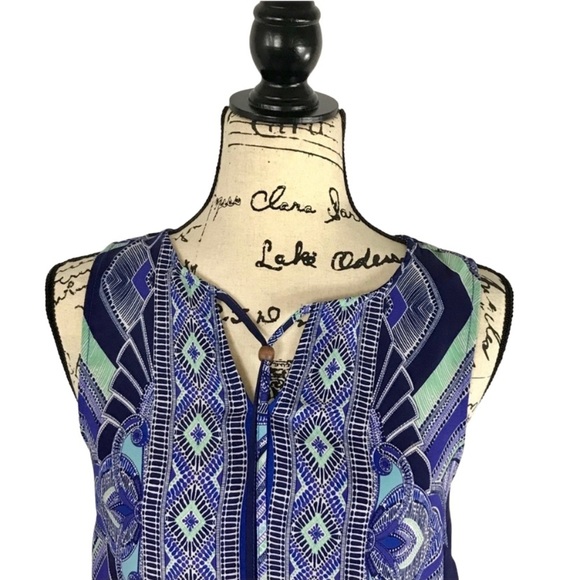 Tribal Print Sleeveless top - Picture 4 of 4